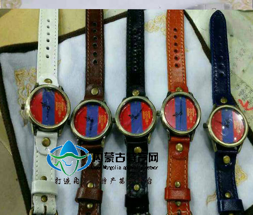 17c吃瓜网
特点蒙古族特点牛皮带腕表