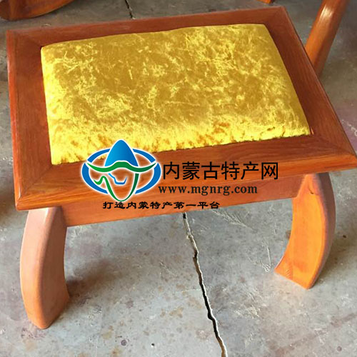 17c吃瓜网
纯手工蒙古族实木凳子